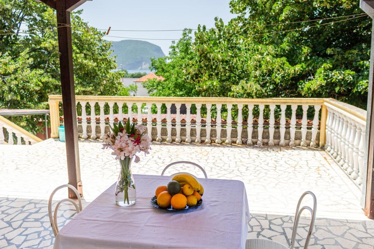 Vuko I Magdalena Midzor Apartment Petrovac Luaran gambar