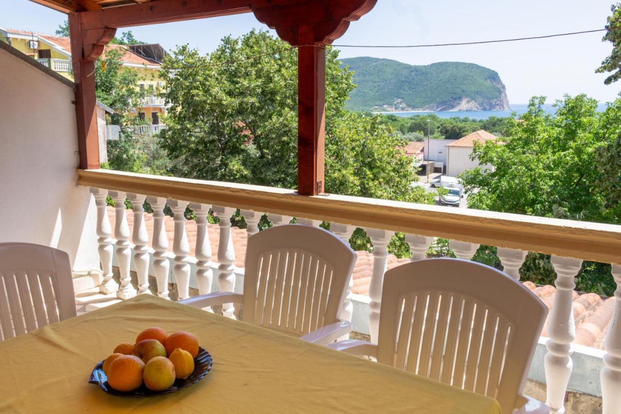Vuko I Magdalena Midzor Apartment Petrovac Luaran gambar