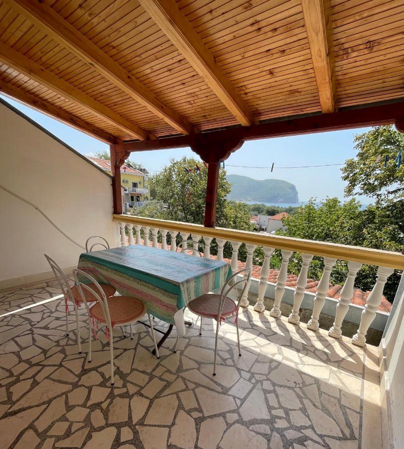 Vuko I Magdalena Midzor Apartment Petrovac Luaran gambar