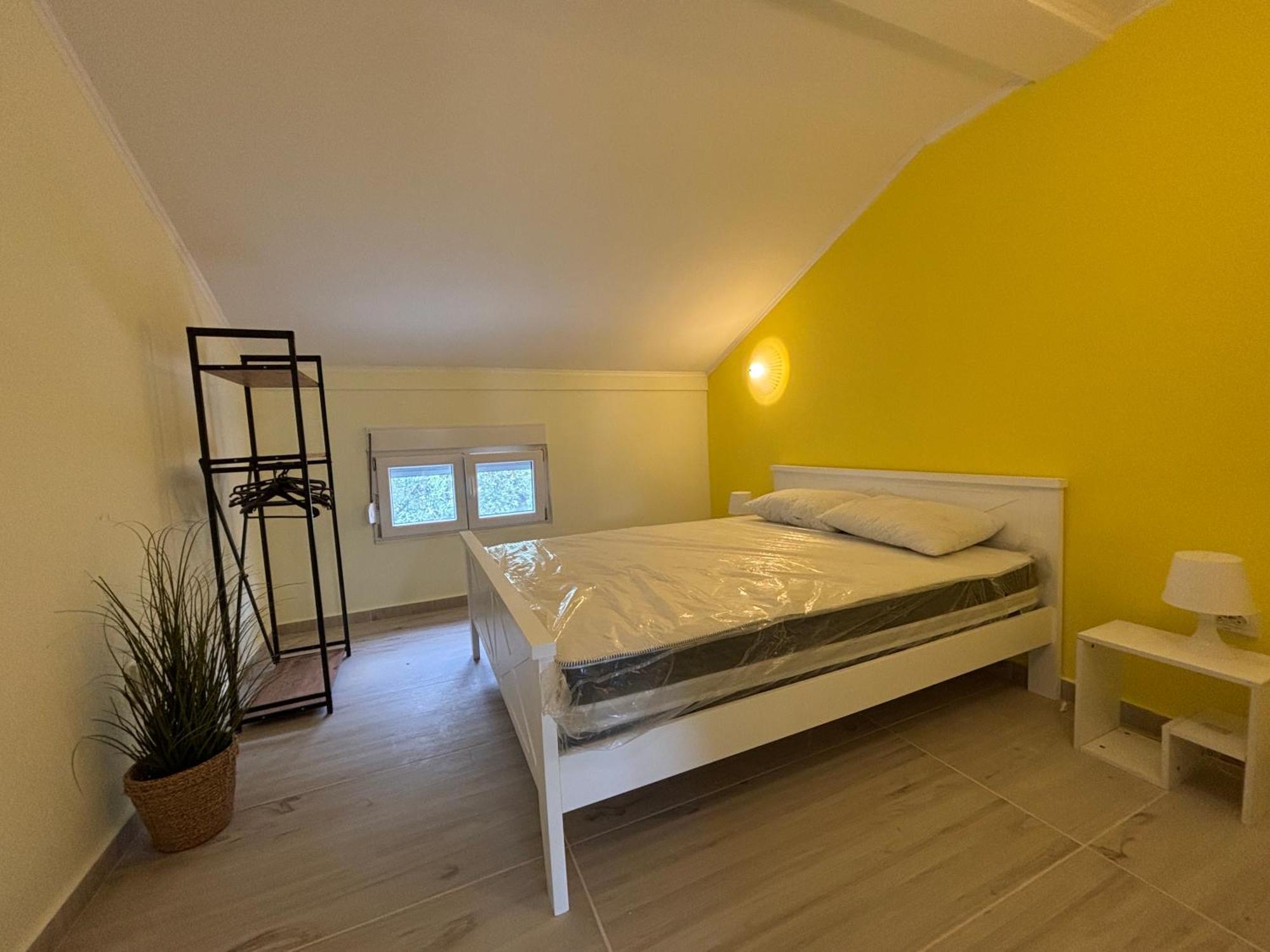 Vuko I Magdalena Midzor Apartment Petrovac Luaran gambar