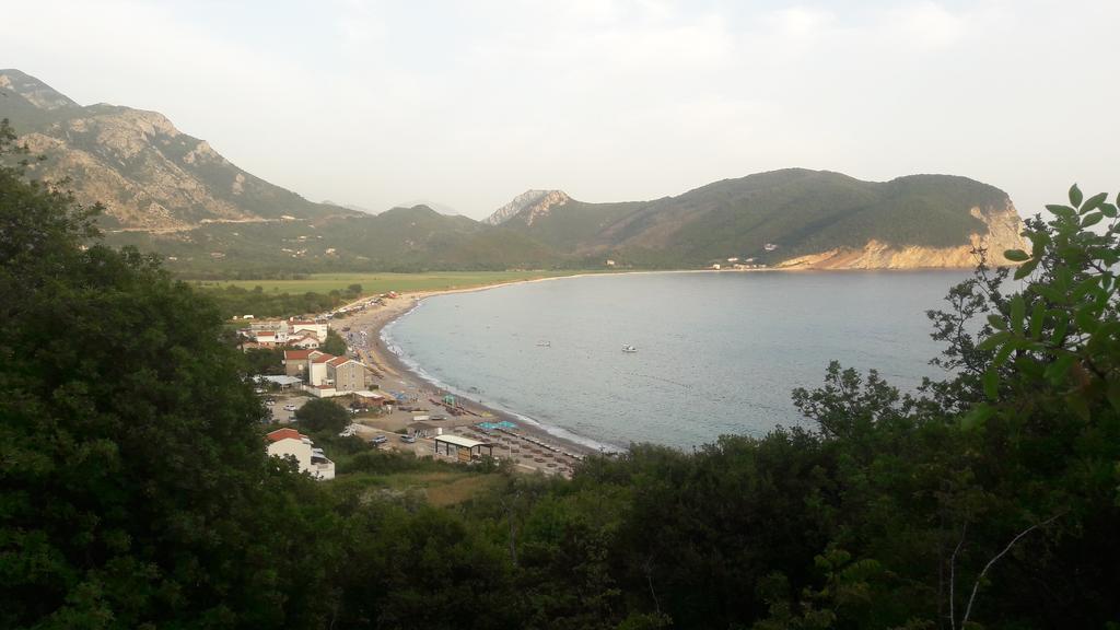 Vuko I Magdalena Midzor Apartment Petrovac Luaran gambar